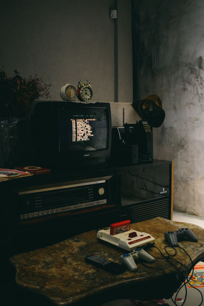 Lee más sobre el artículo Máquinas Arcade: Historia, Tipos y Cómo Elegir la Mejor para Tu Hogar o Negocio